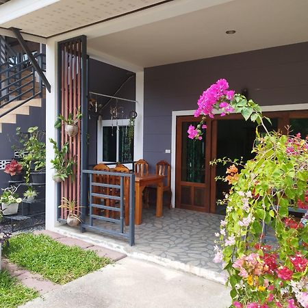 Palm Garden House Apartman Ko Lanta Kültér fotó
